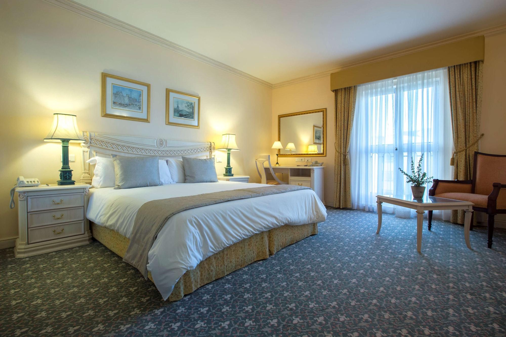 Hotel Le Vendome كيب تاون المظهر الخارجي الصورة A bedroom at the hotel