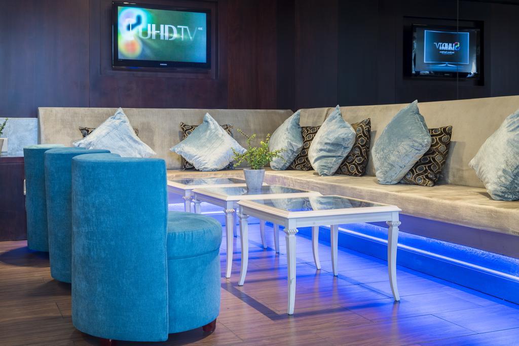 Hotel Le Vendome كيب تاون المظهر الخارجي الصورة The lounge at the airport