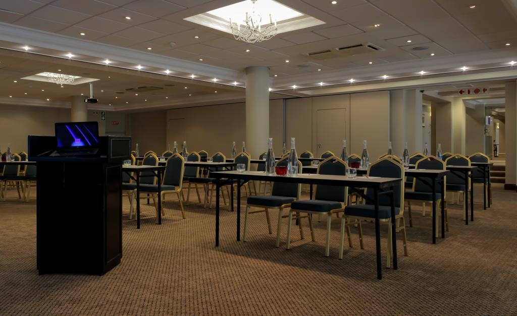 Hotel Le Vendome كيب تاون المظهر الخارجي الصورة The conference room